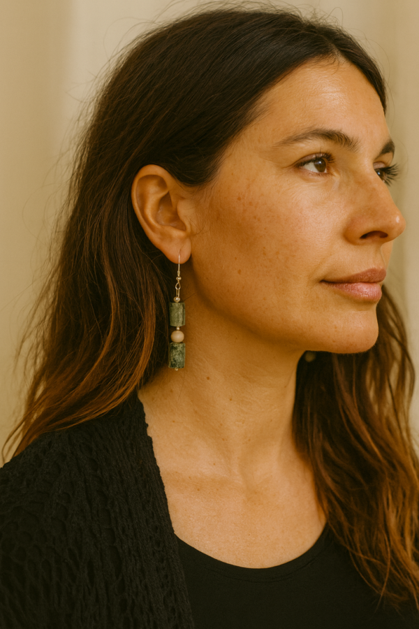 Boucles d'oreilles en prehnite et bois