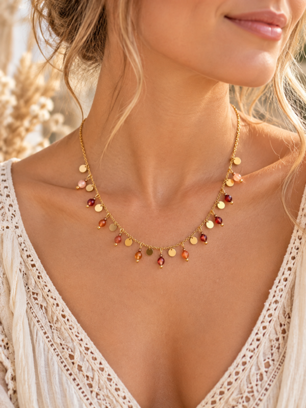 collier cornaline porté